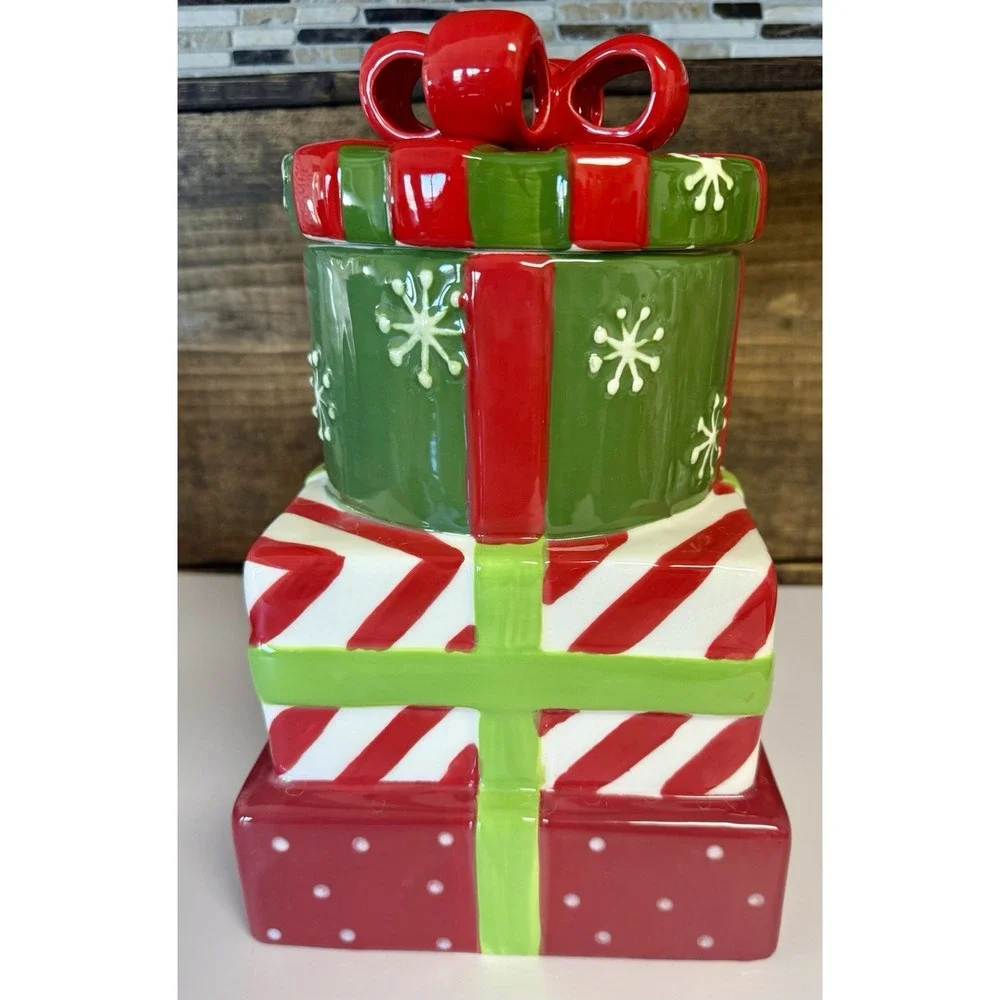 Sleigh Bell Bistro Christmas Cookie Jar‎ Stacked Presents Ceramic Holiday Decor